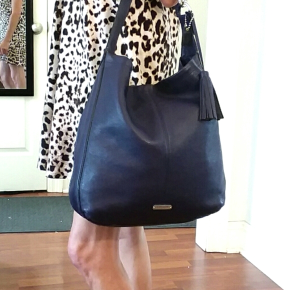 coach avery leather hobo shoulder bag